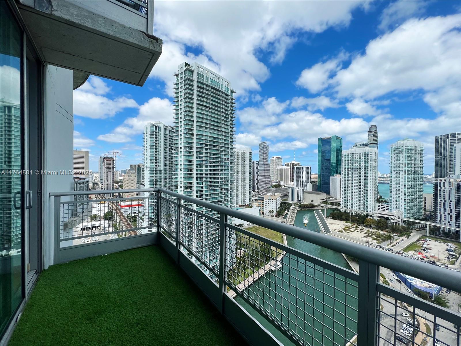 690 SW 1st Ct # 3104