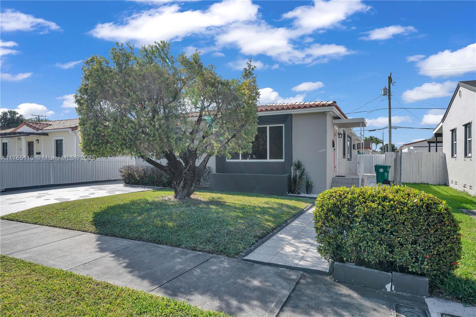 3520 NW 20th St