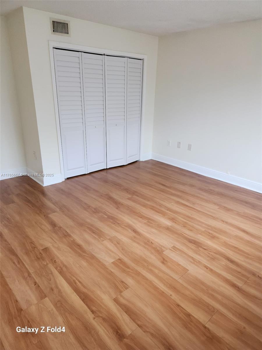 6950 Miami Gardens Dr # 407 Unit: 2-407
