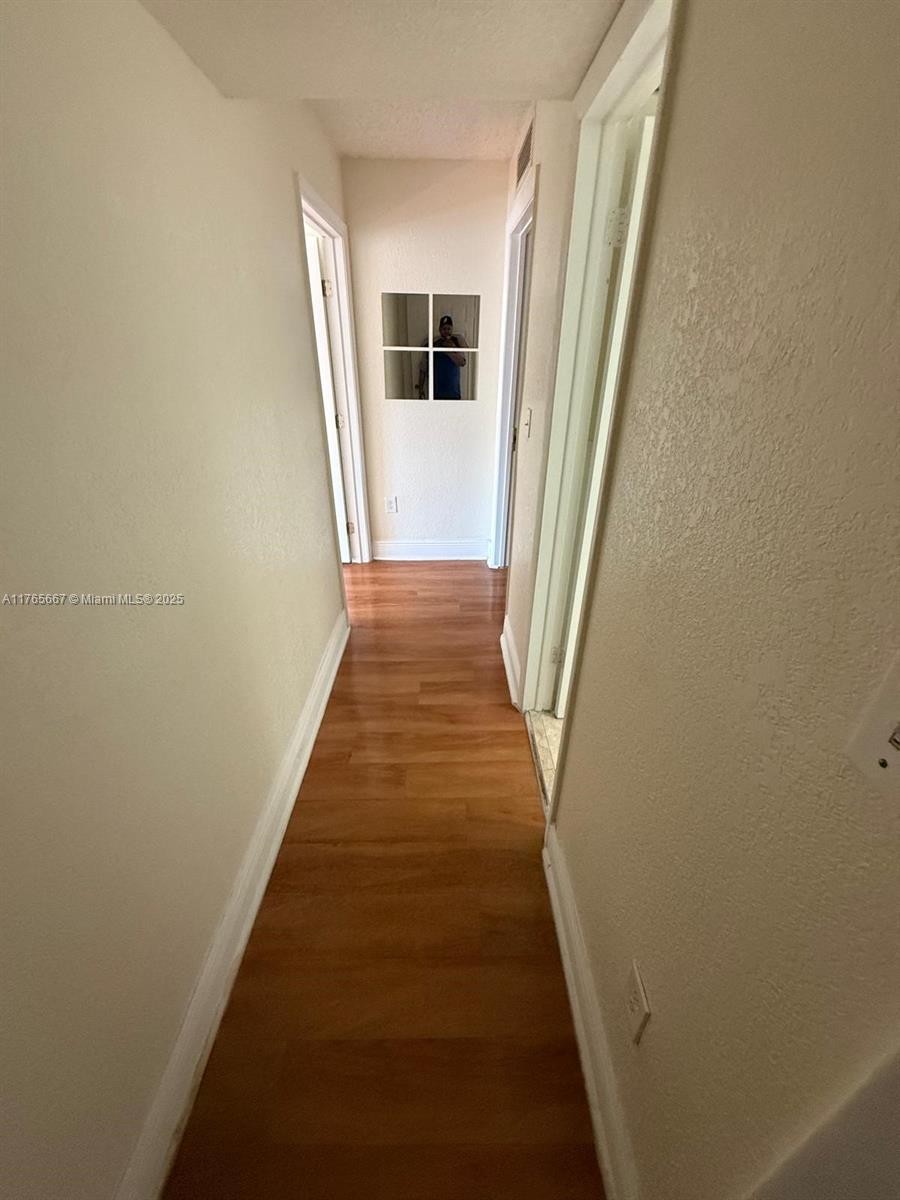 6950 Miami Gardens Dr # 407 Unit: 2-407