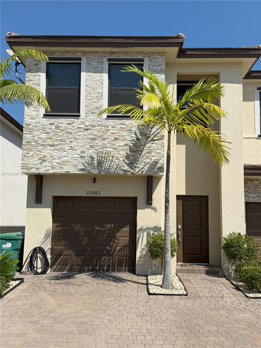 25083 SW 108th Ave # 25083