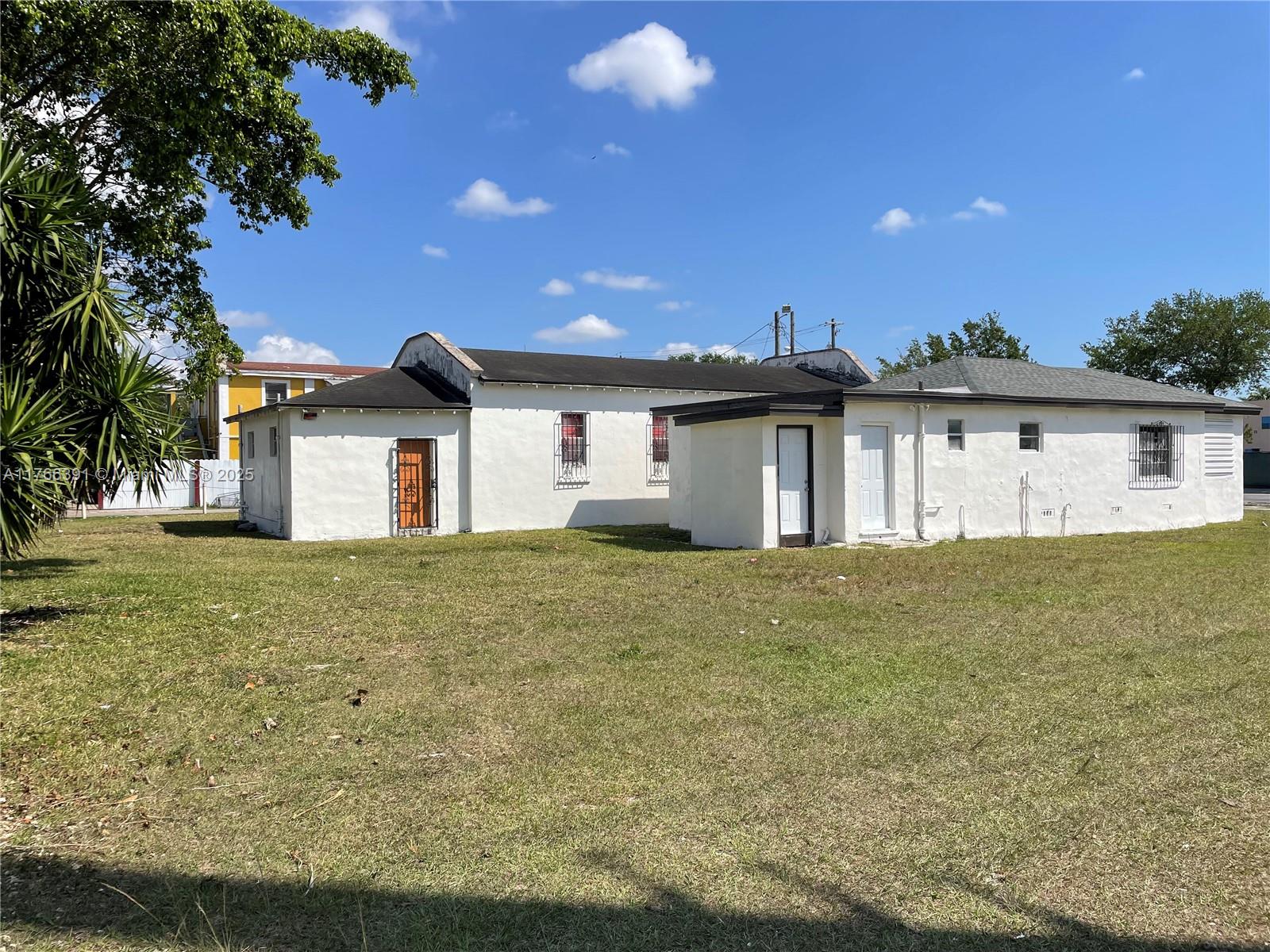 738 SW 6th Ave