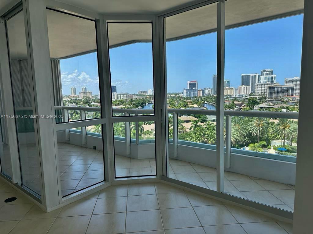 21205 Yacht Club Dr # 1101