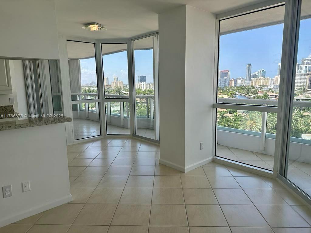 21205 Yacht Club Dr # 1101