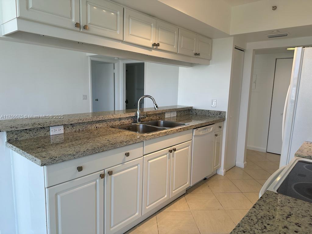 21205 Yacht Club Dr # 1101