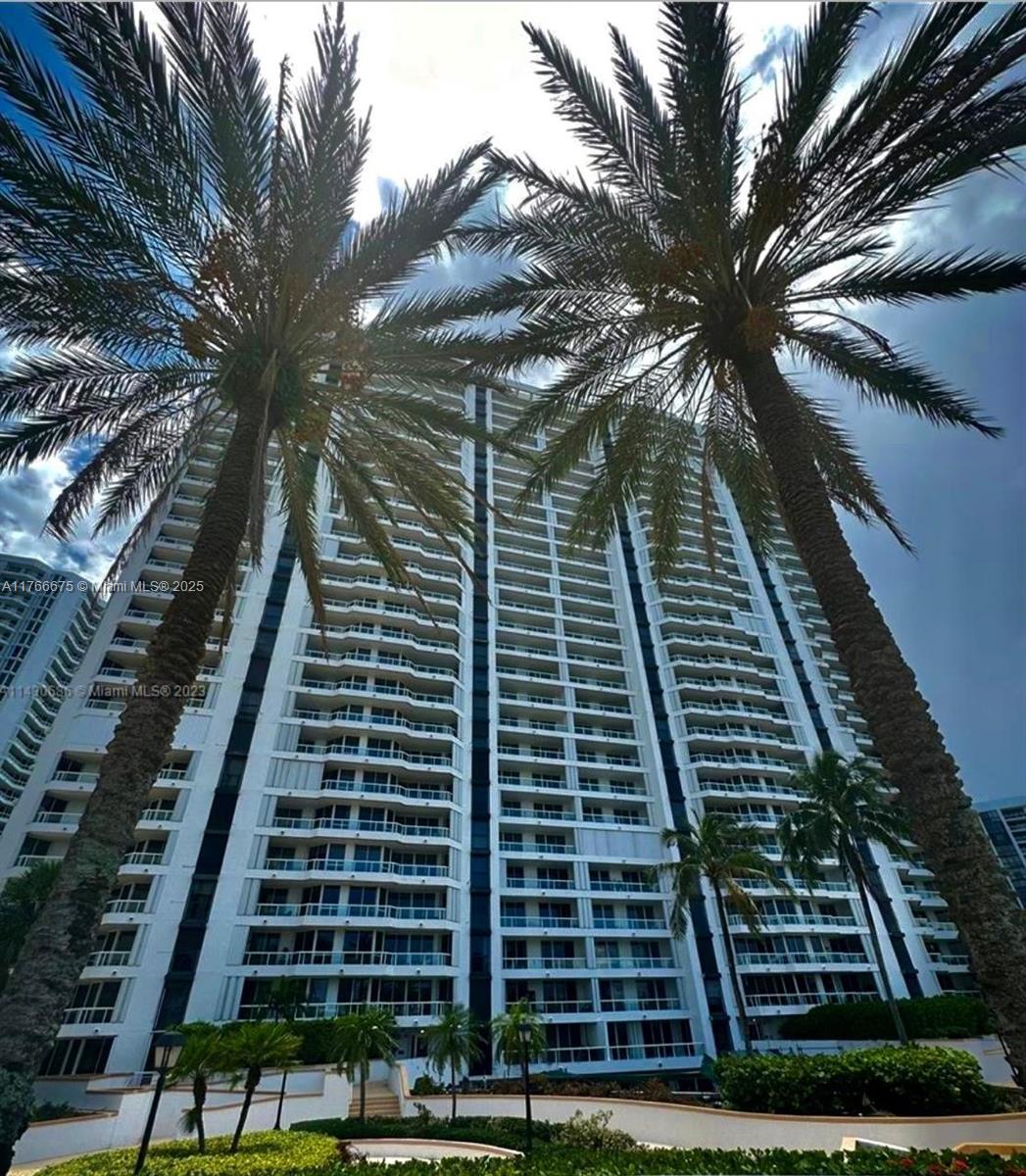 21205 Yacht Club Dr # 1101