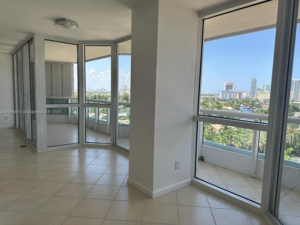 21205 Yacht Club Dr # 1101