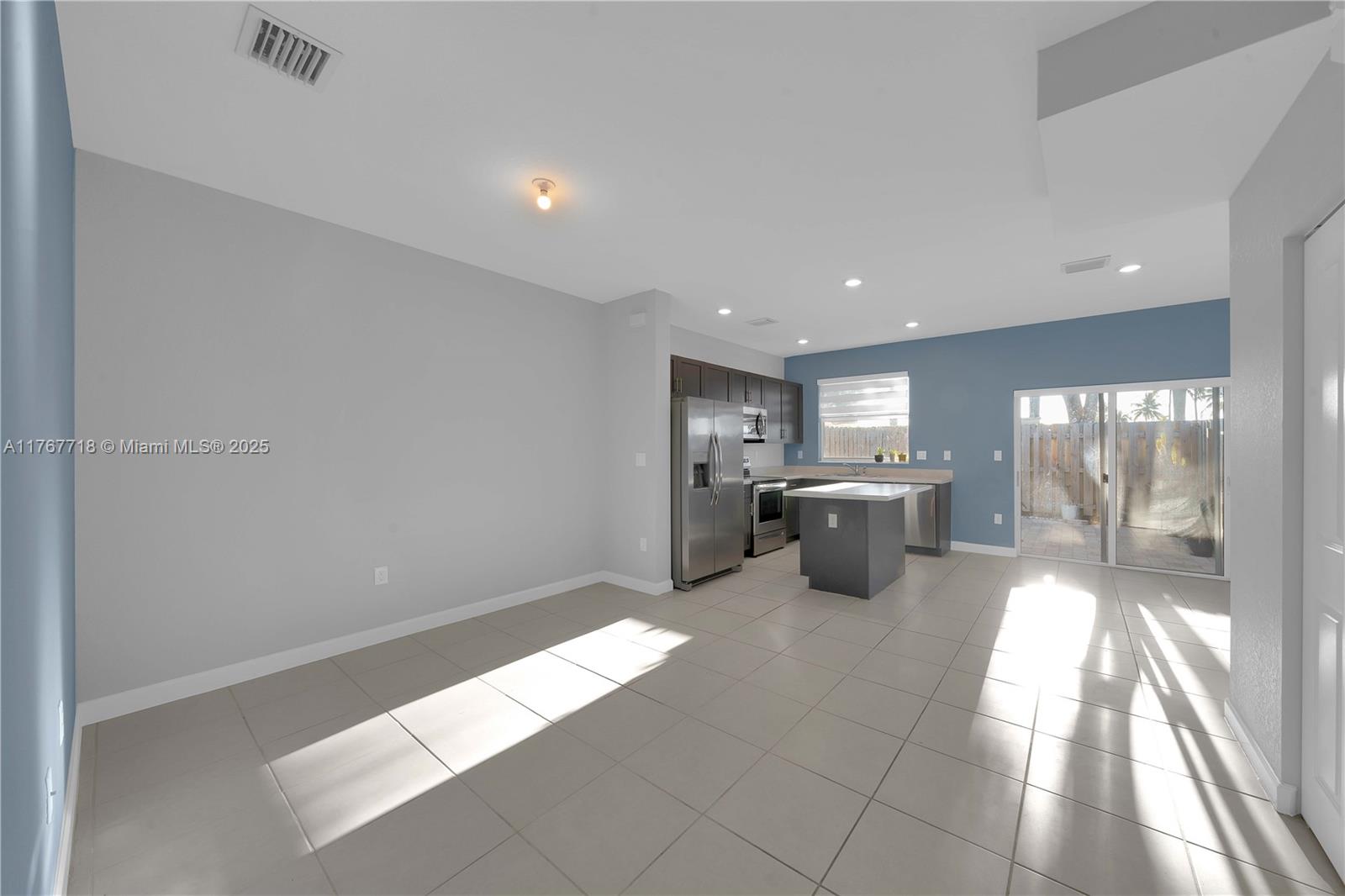 1865 SE 27th Rd
