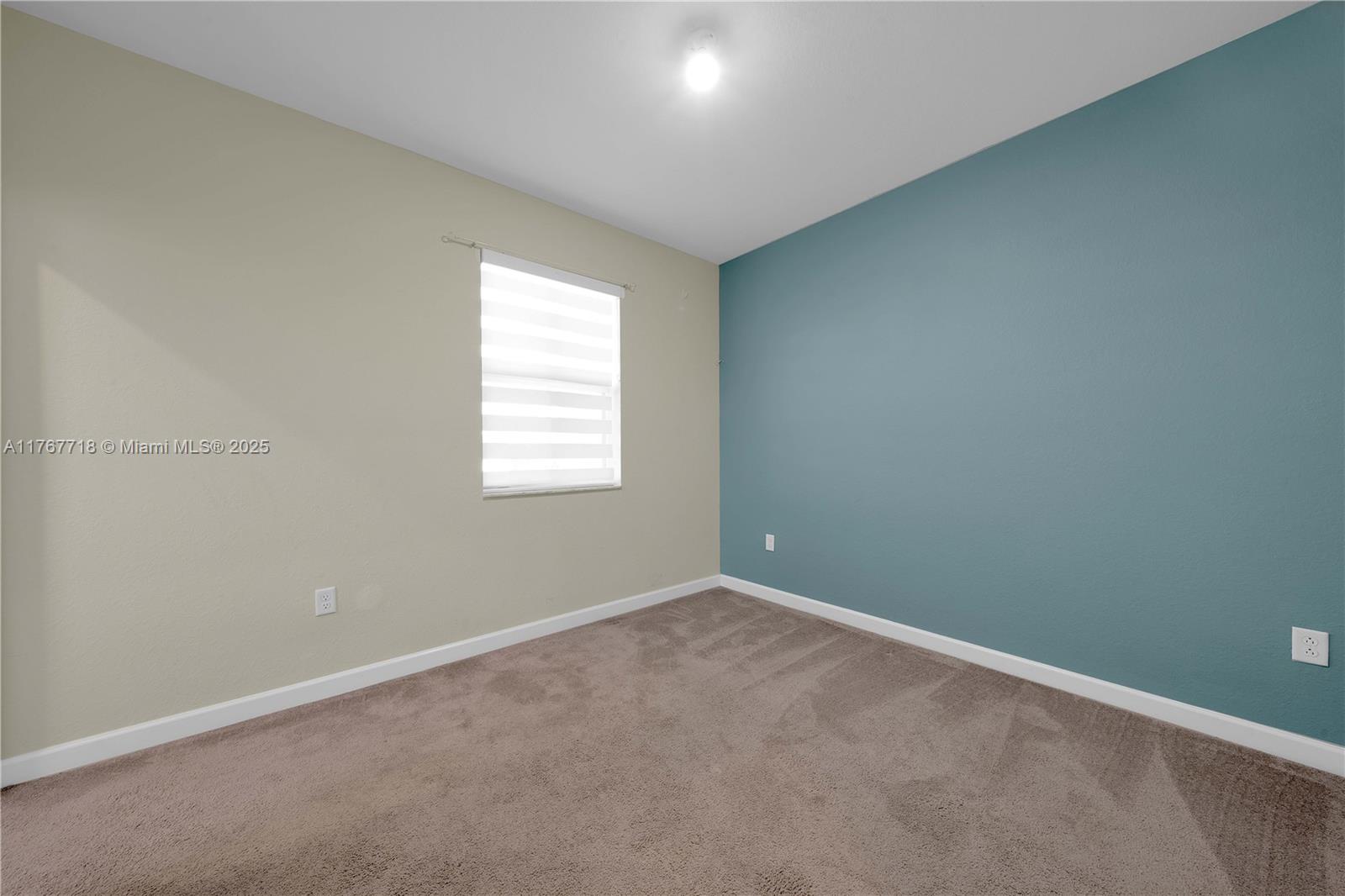 1865 SE 27th Rd