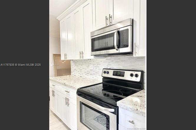 81 Edgewater Dr # 102