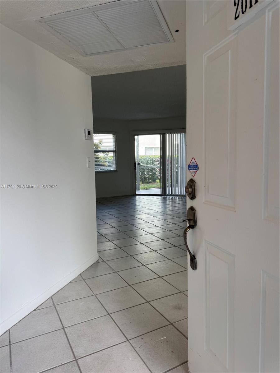 2011 SE 27th Dr # B Unit: 102-B