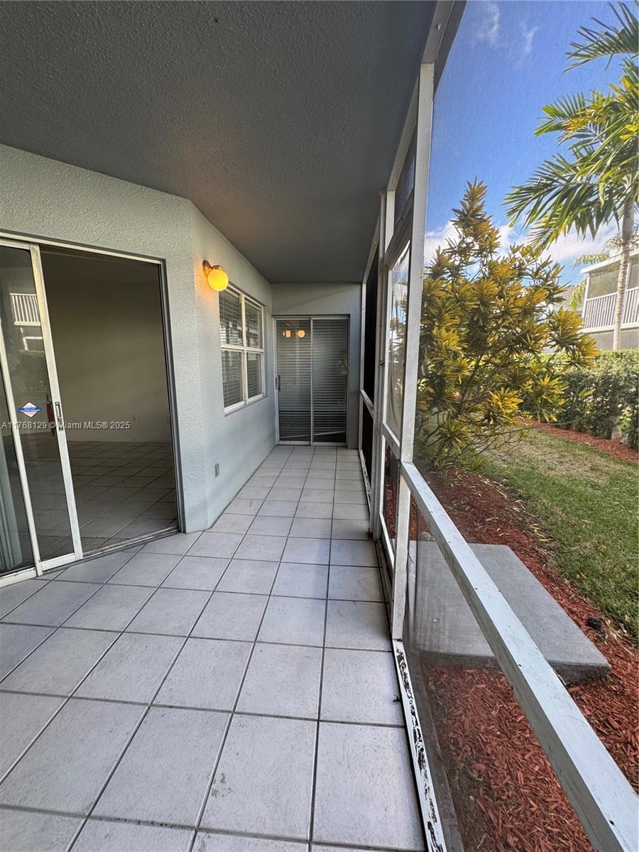 2011 SE 27th Dr # B Unit: 102-B