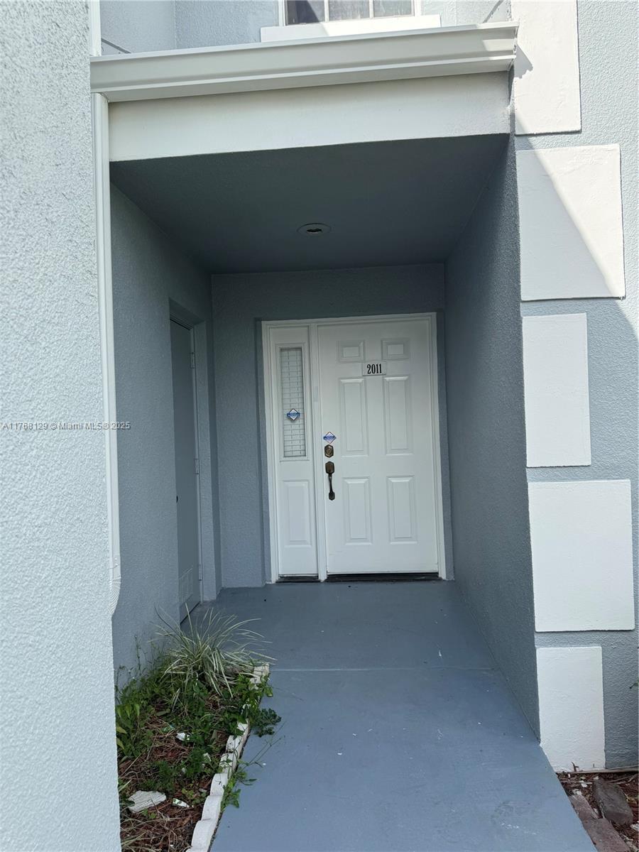 2011 SE 27th Dr # B Unit: 102-B