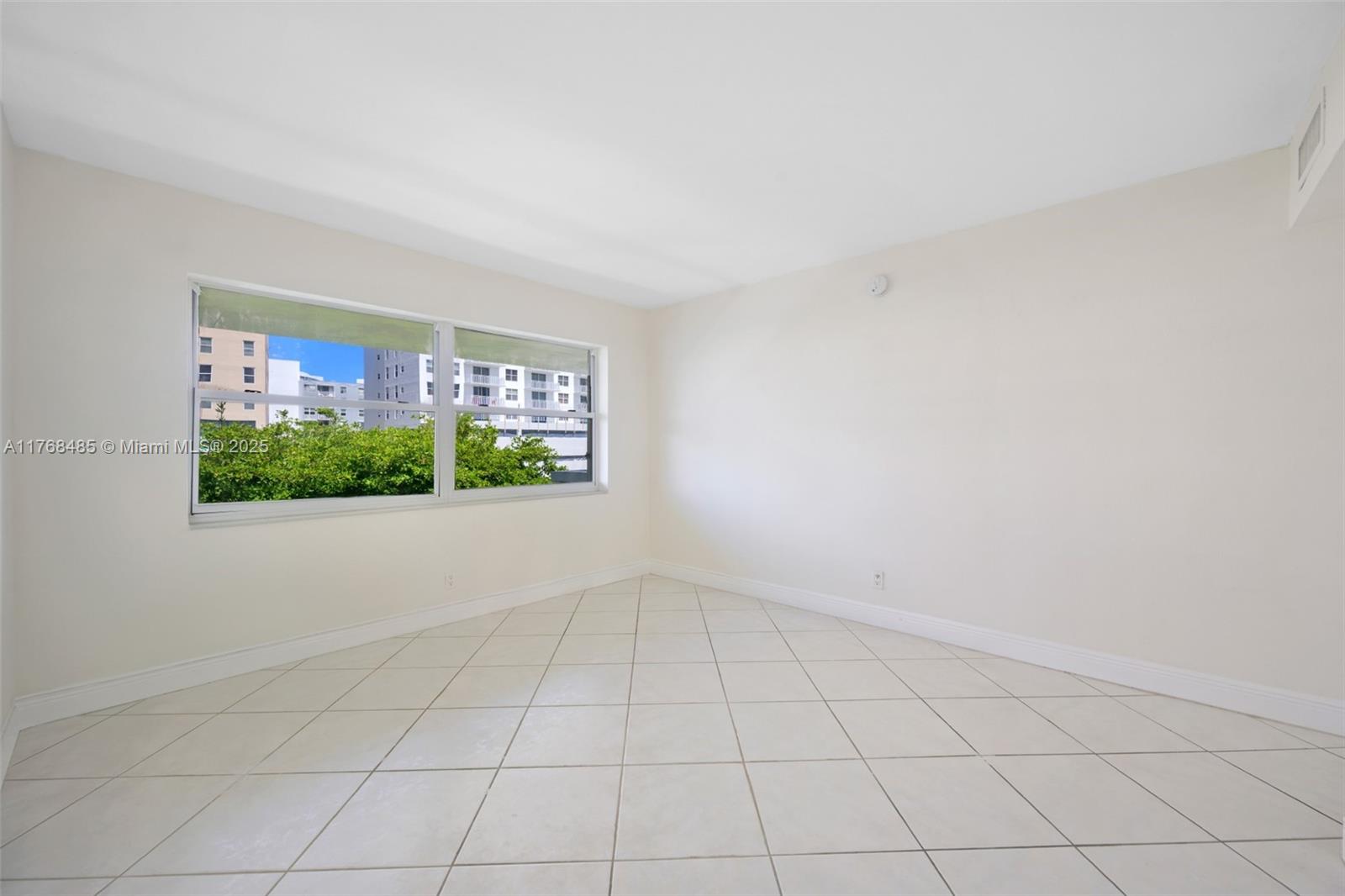 450 Paradise Isle Blvd # 303