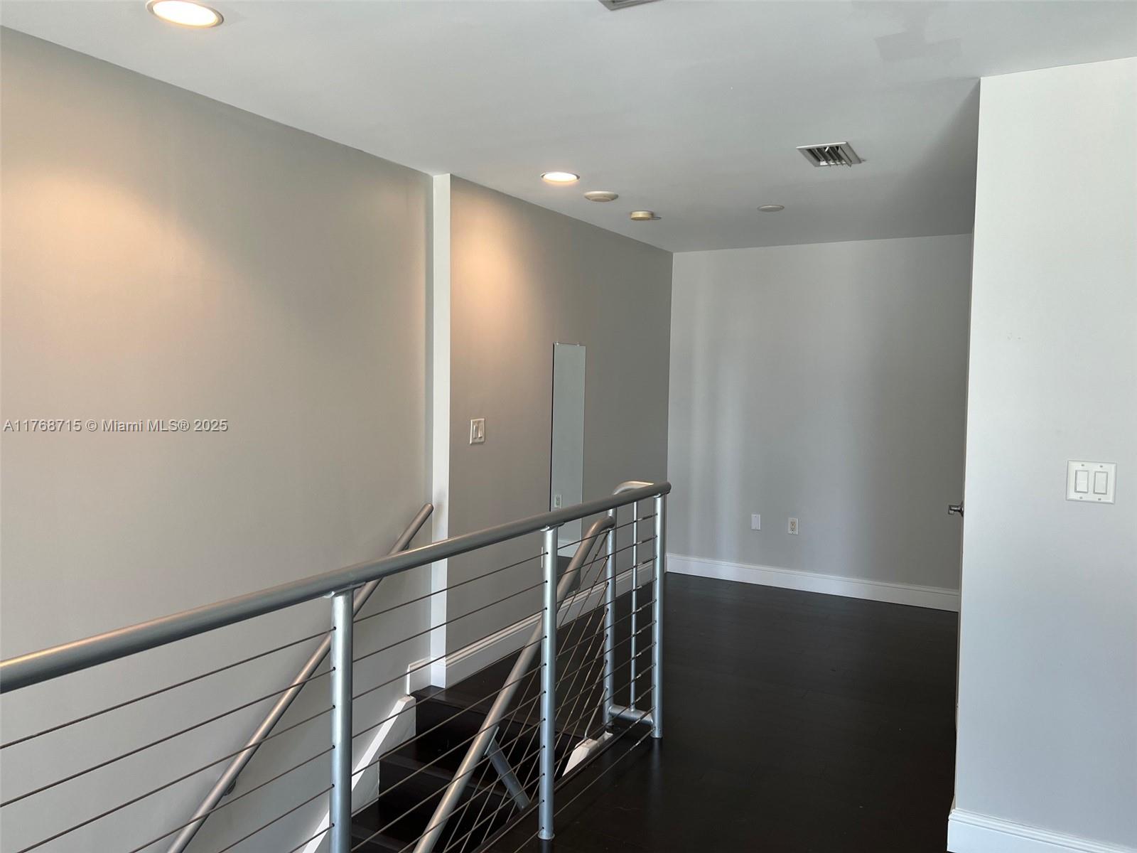 1050 Brickell Ave # 408