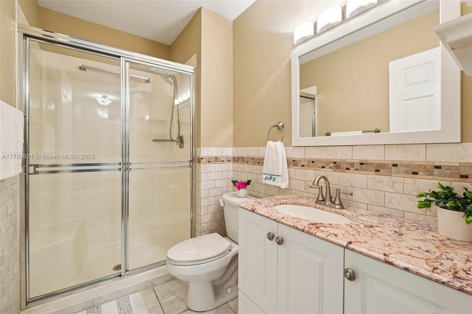 338 Lake Evelyn Dr