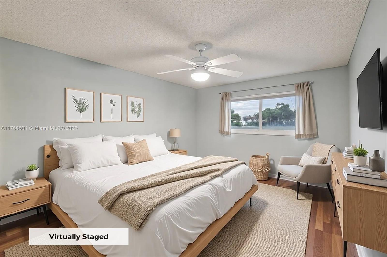 338 Lake Evelyn Dr