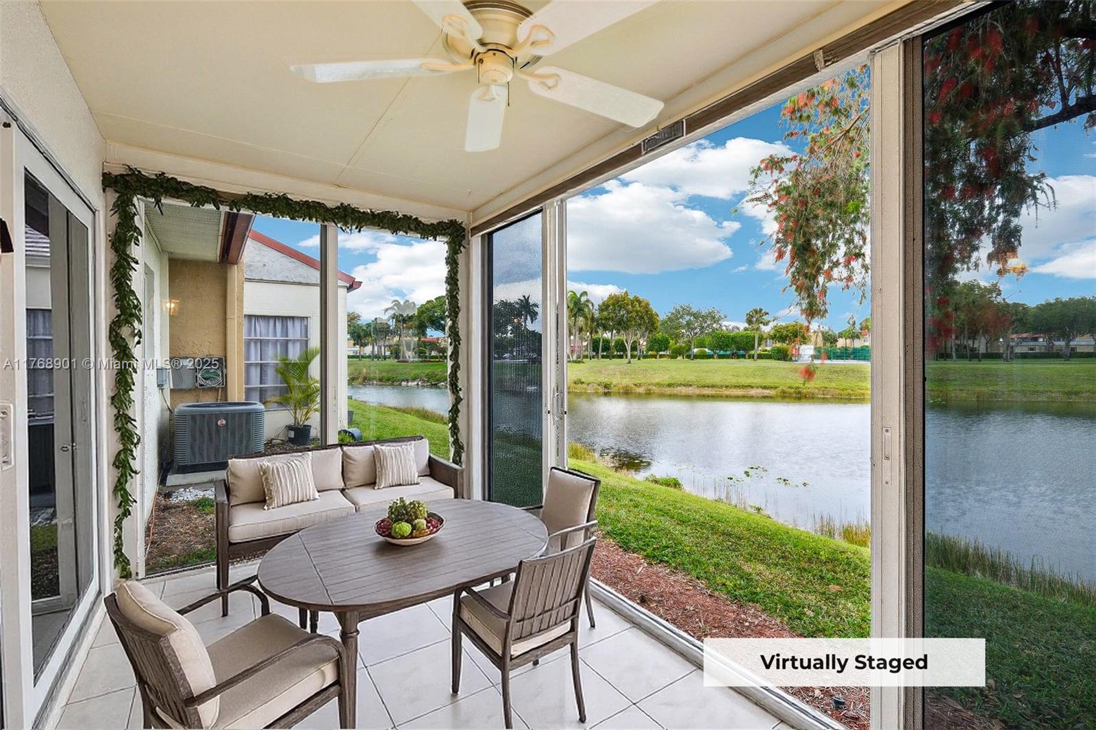 338 Lake Evelyn Dr
