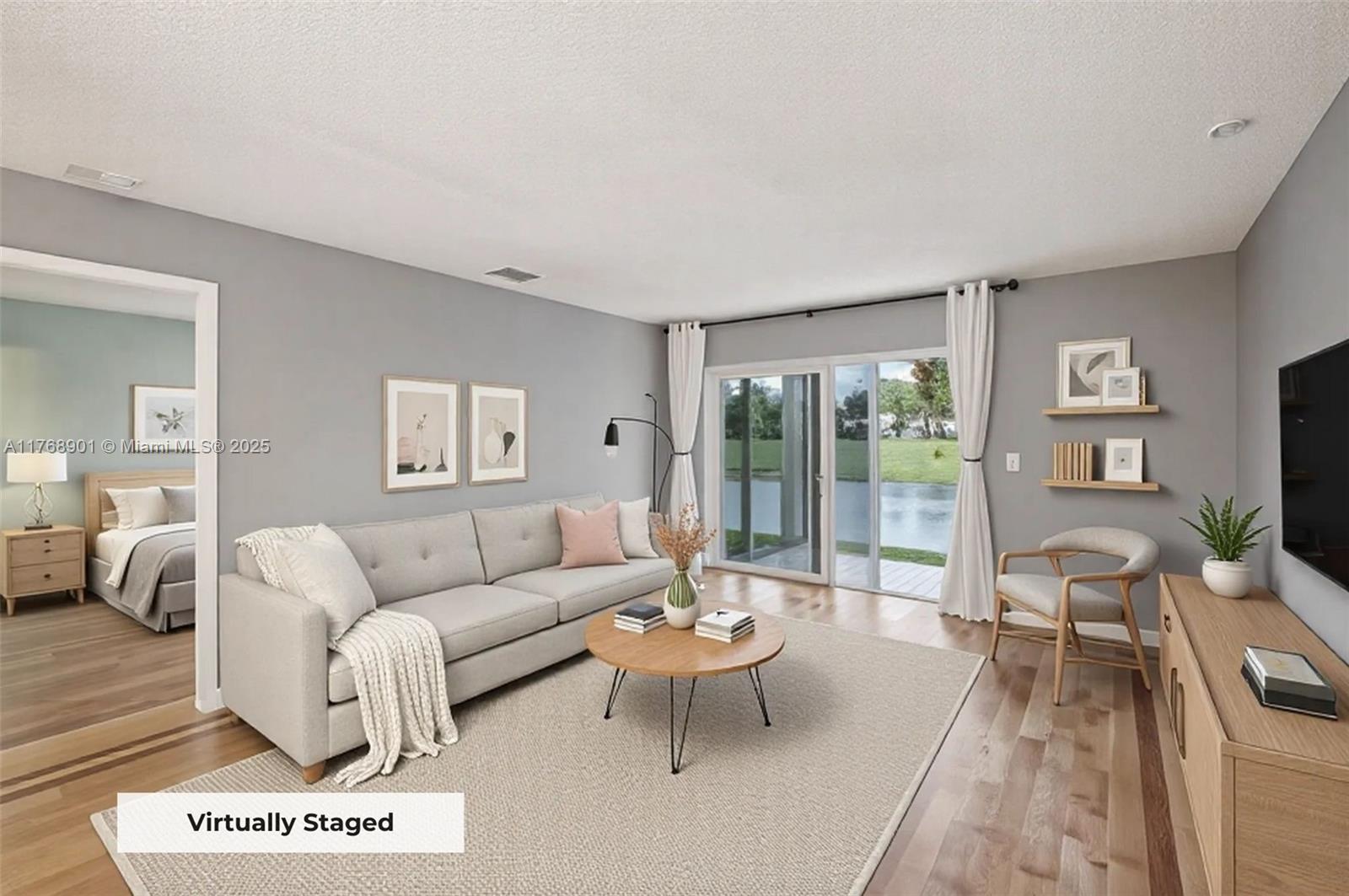 338 Lake Evelyn Dr