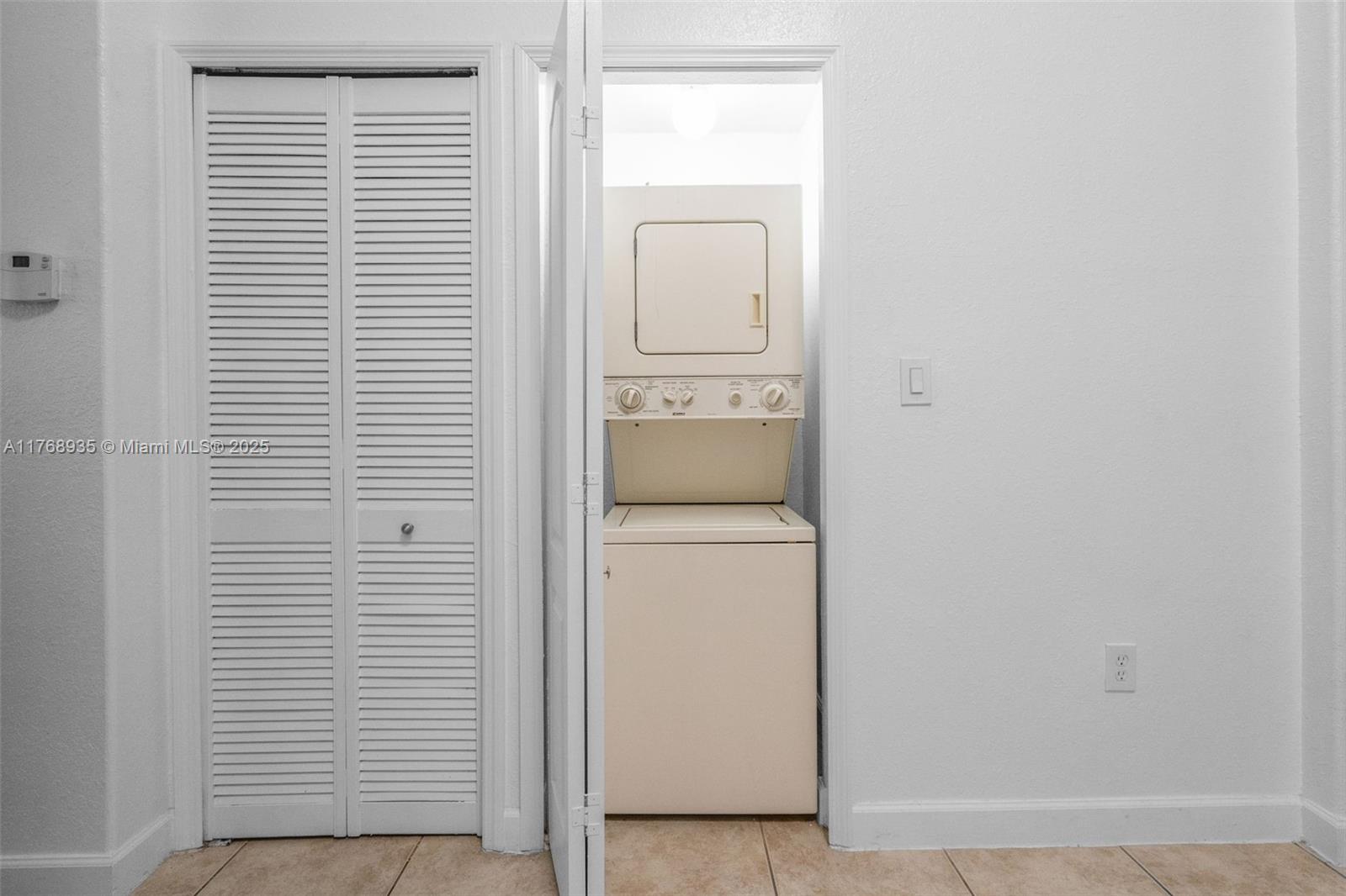 2731 SE 17th Ave # 211