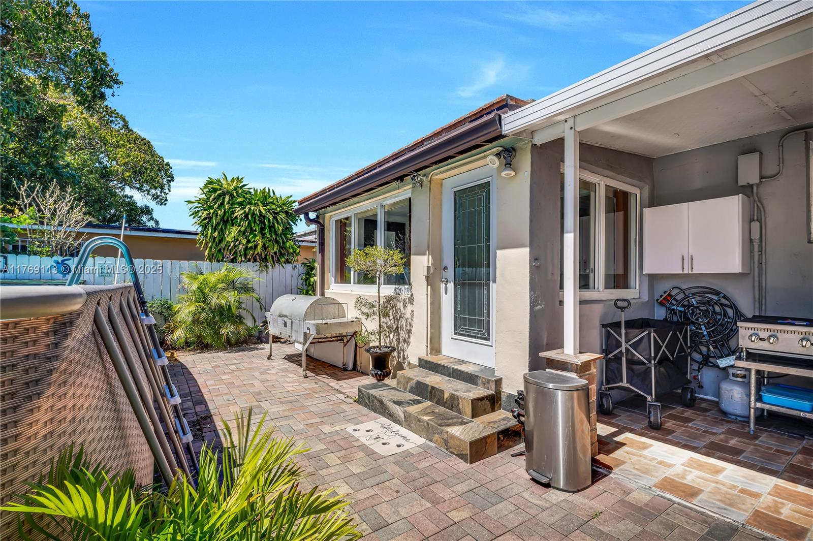 4064 NW 4th Ter