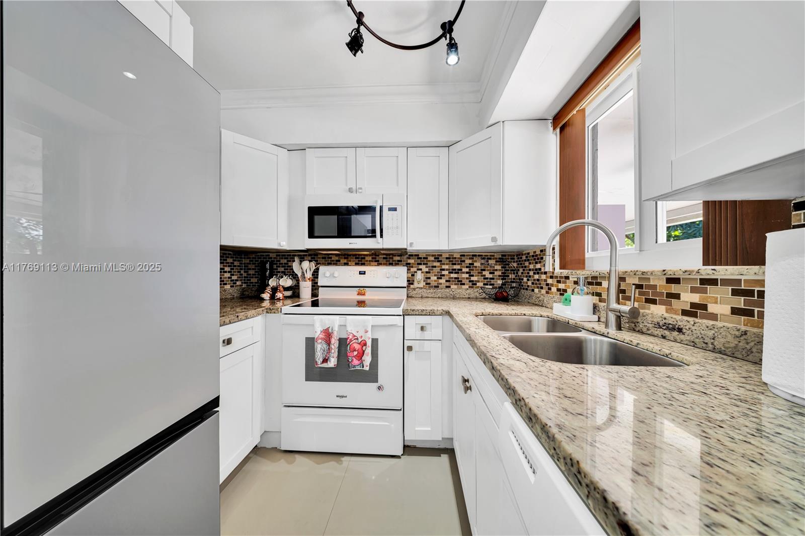 4064 NW 4th Ter