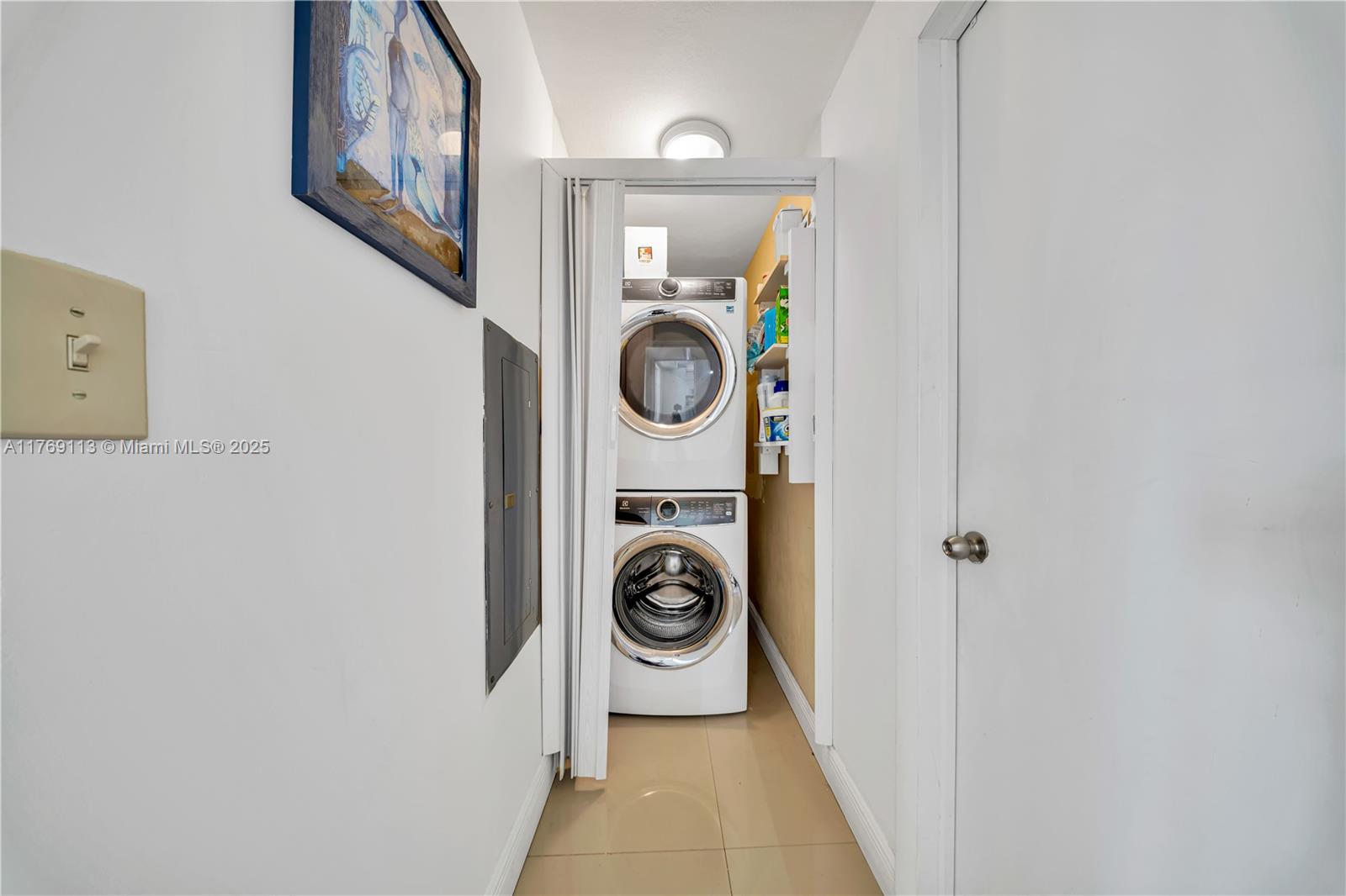 4064 NW 4th Ter