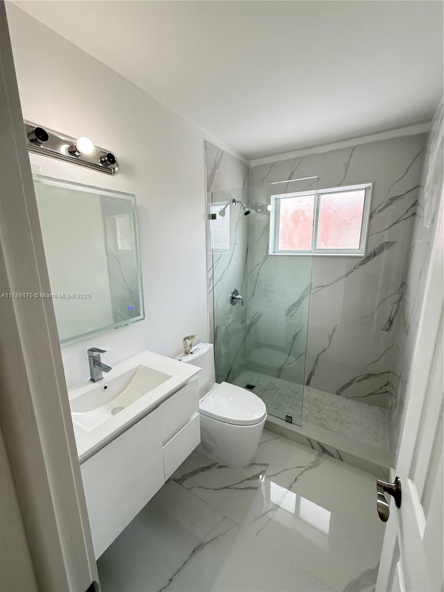 236 NE 55th Ter