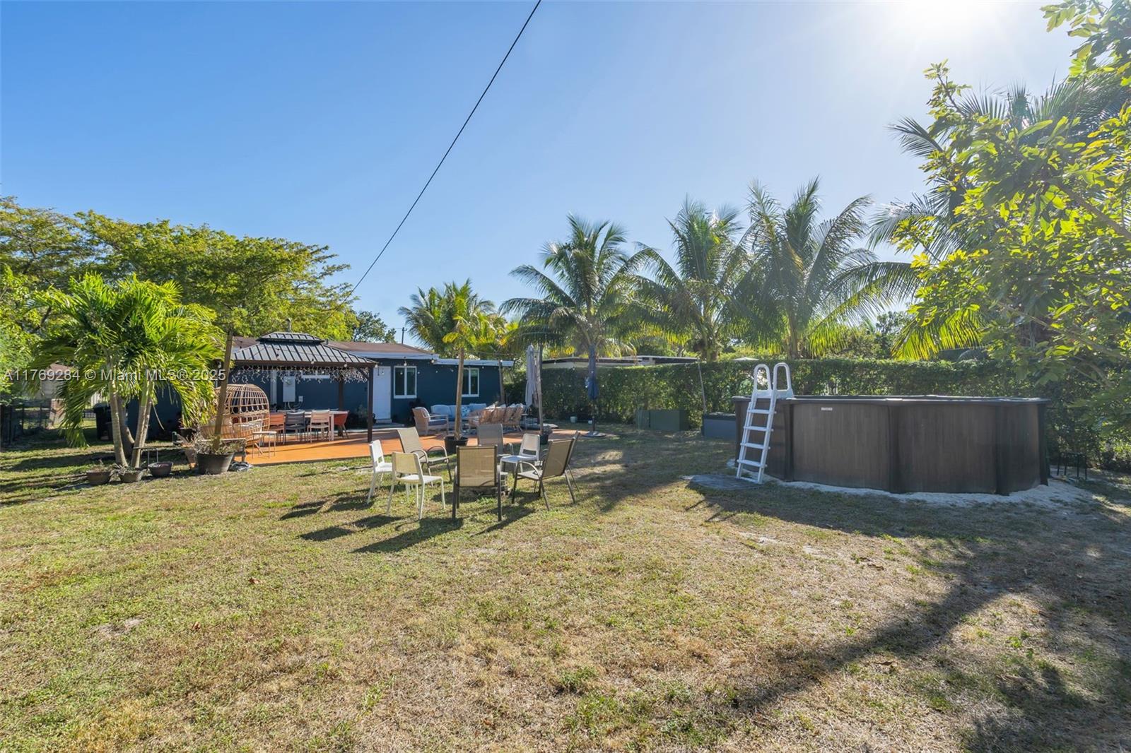 125 NW 127th St