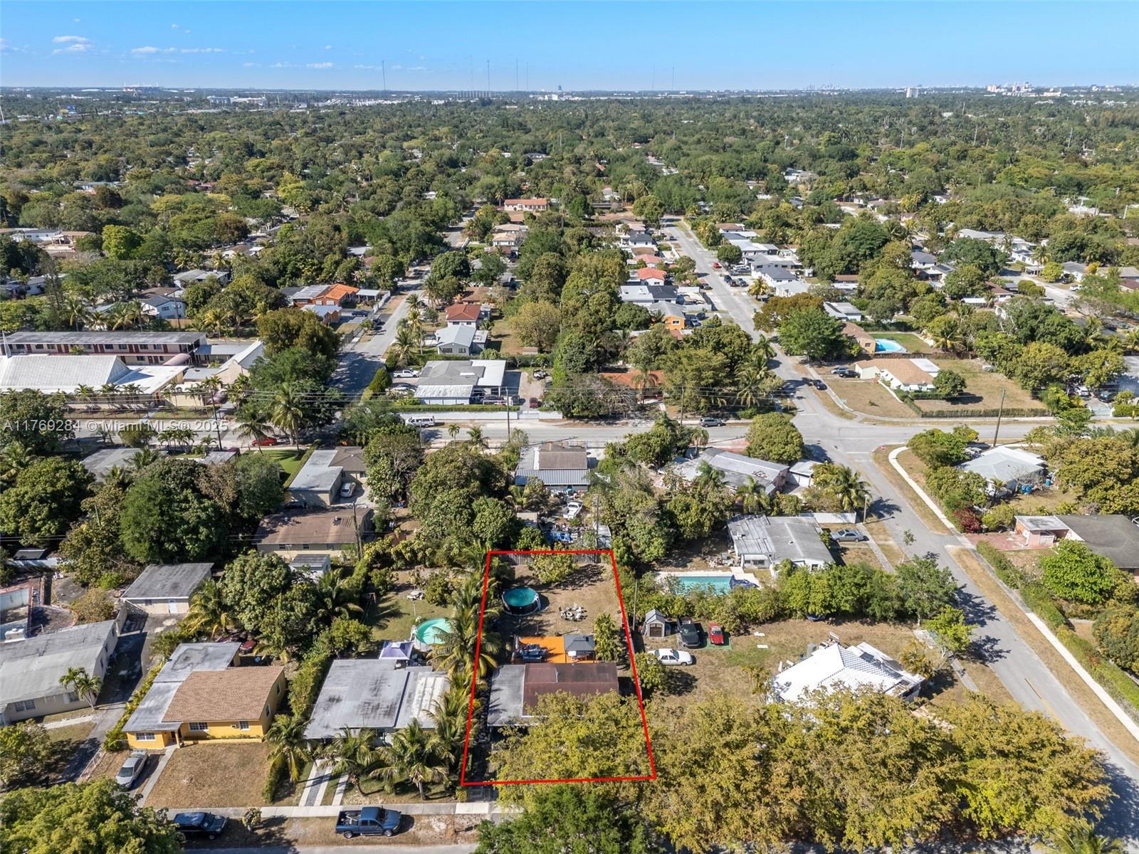 125 NW 127th St
