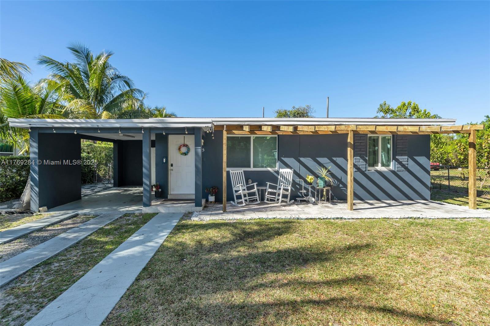 125 NW 127th St
