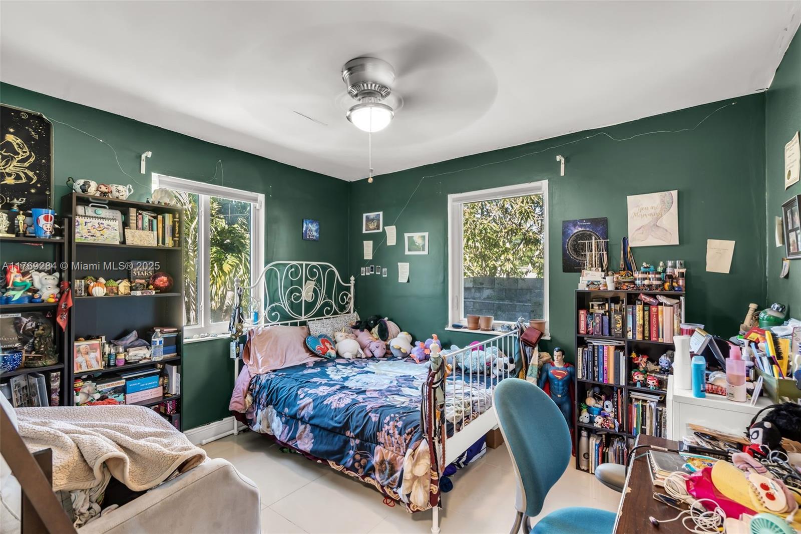 125 NW 127th St