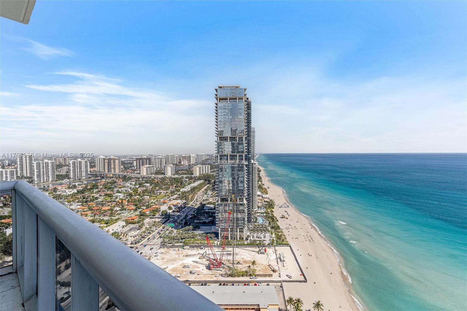 18201 Collins Ave # 4708