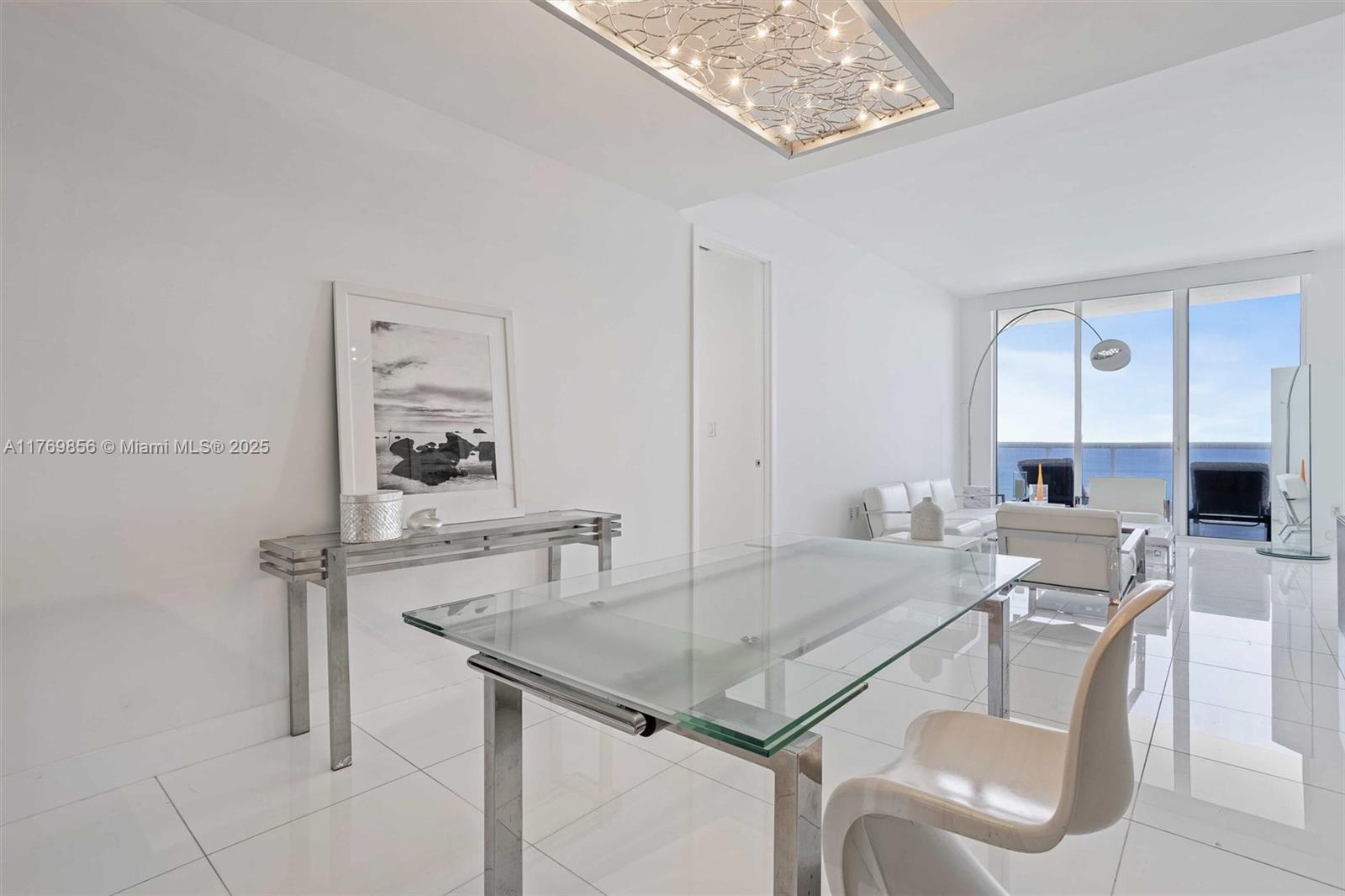 18201 Collins Ave # 4708