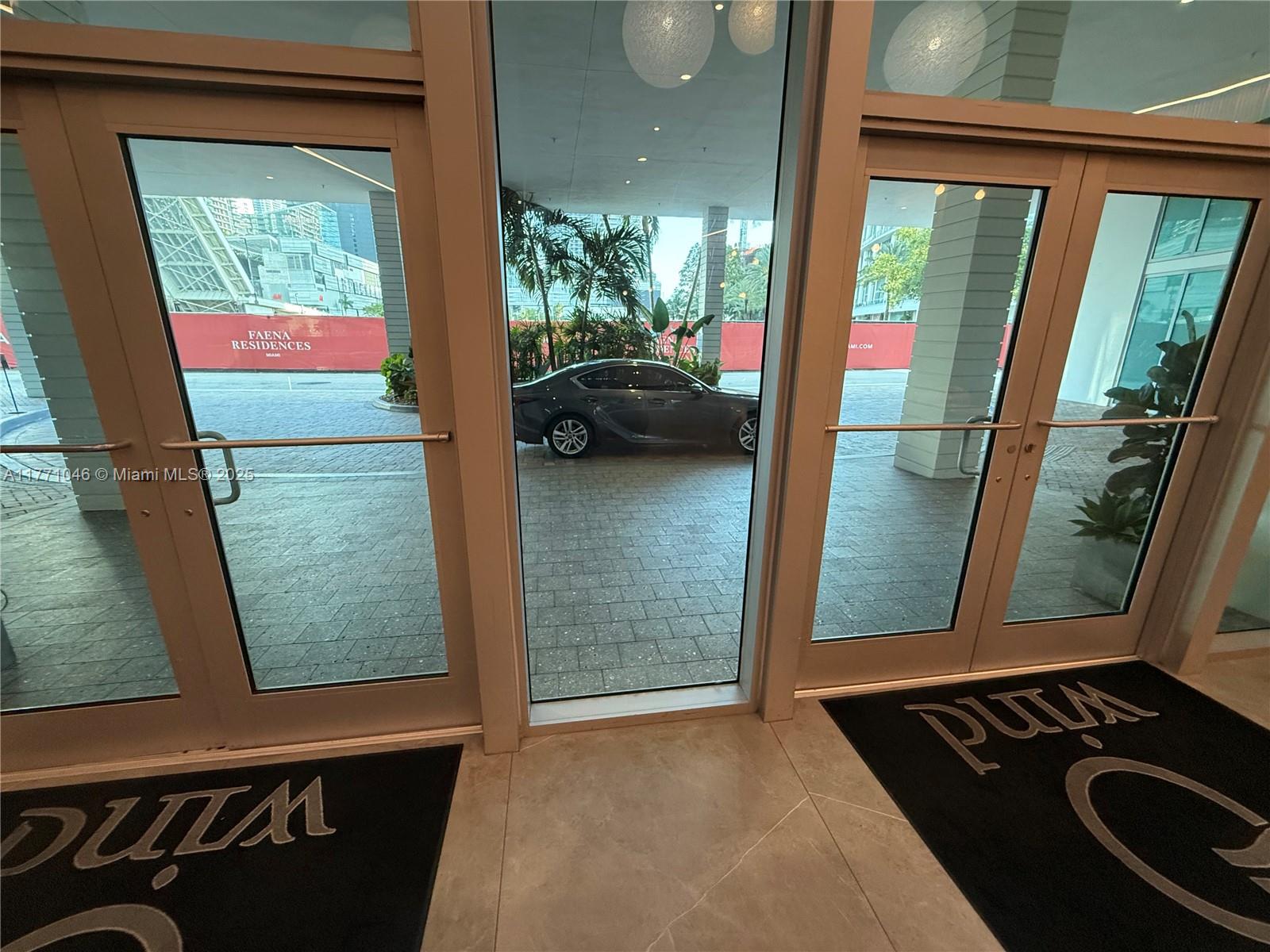 350 S Miami Ave Unit: 2410