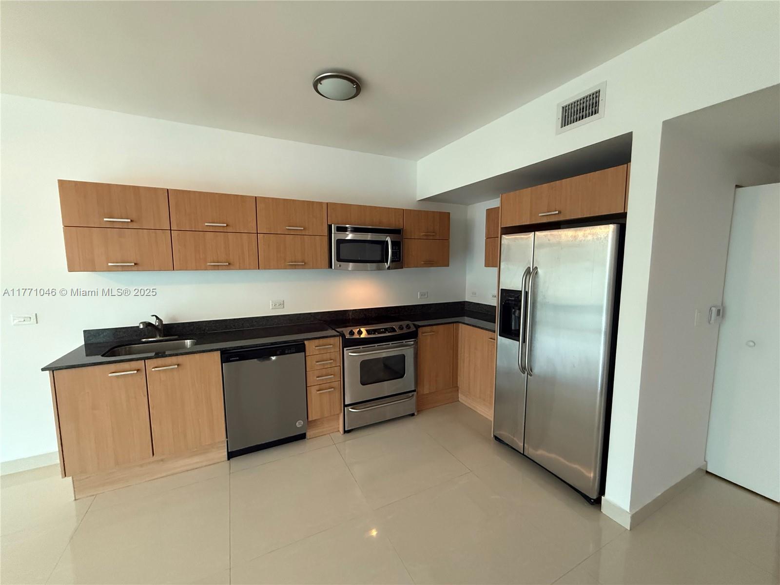 350 S Miami Ave Unit: 2410