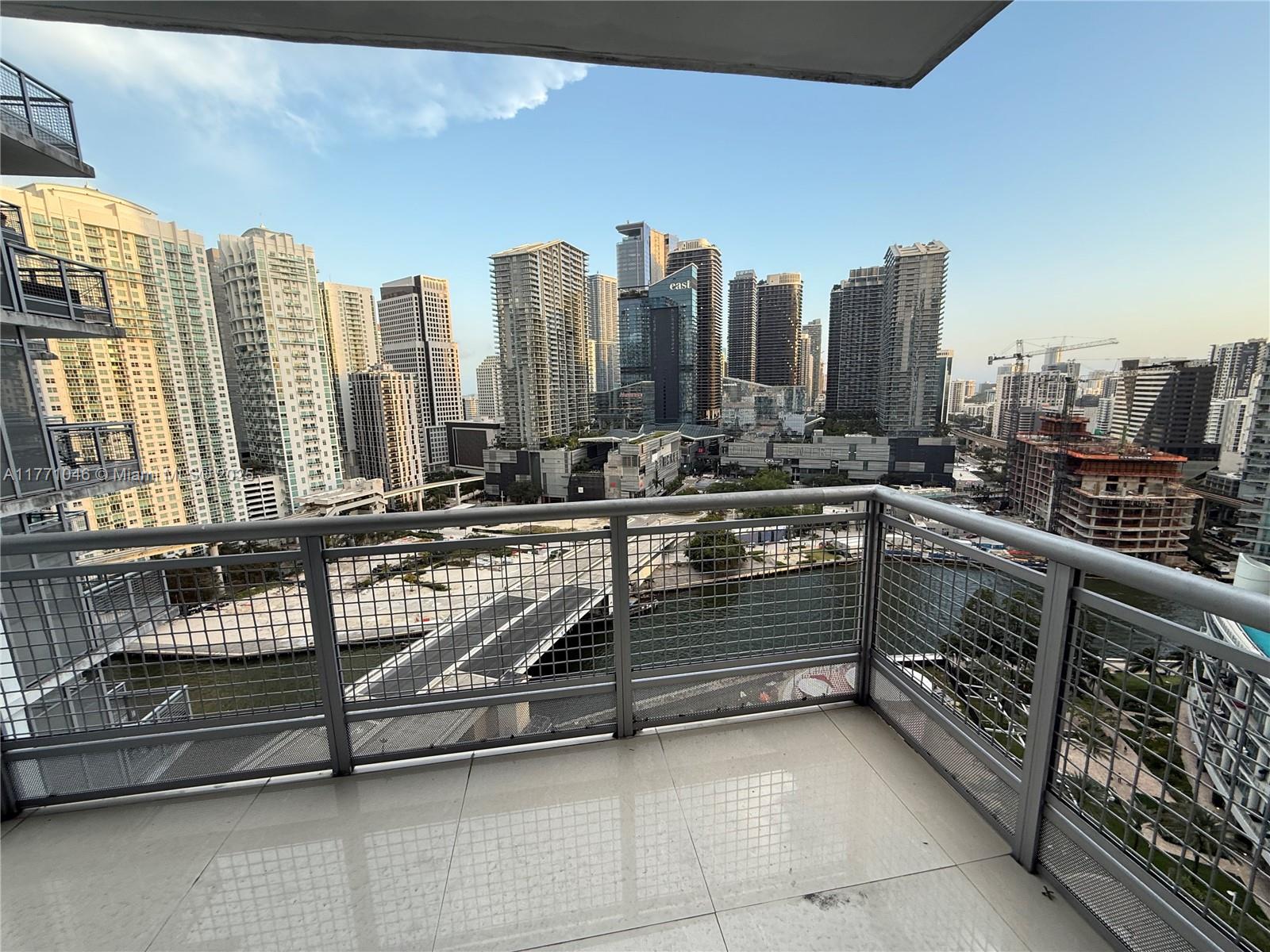 350 S Miami Ave Unit: 2410