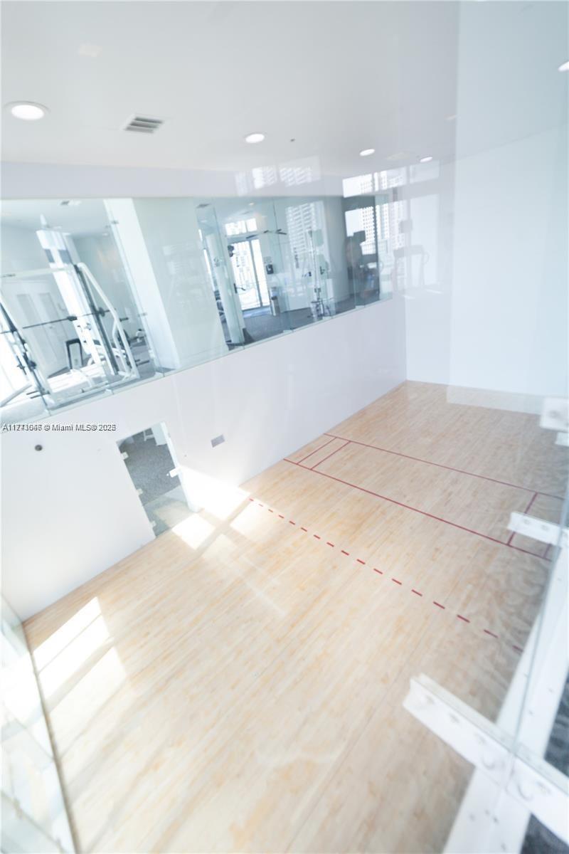 350 S Miami Ave Unit: 2410