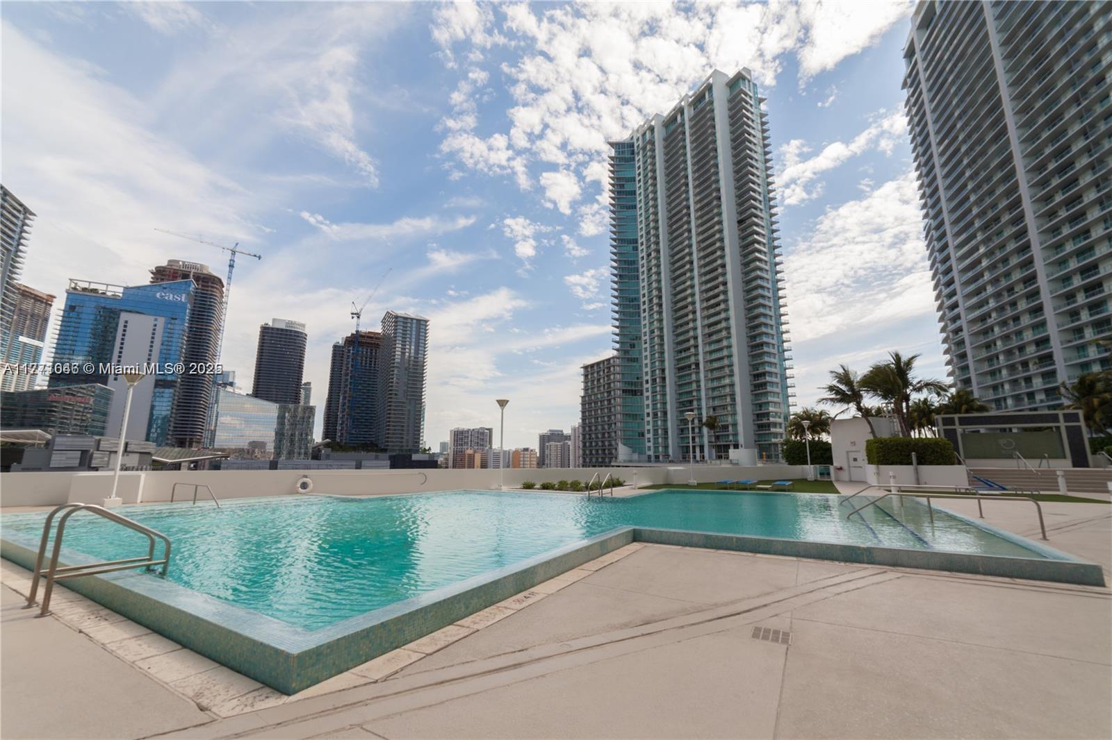 350 S Miami Ave Unit: 2410