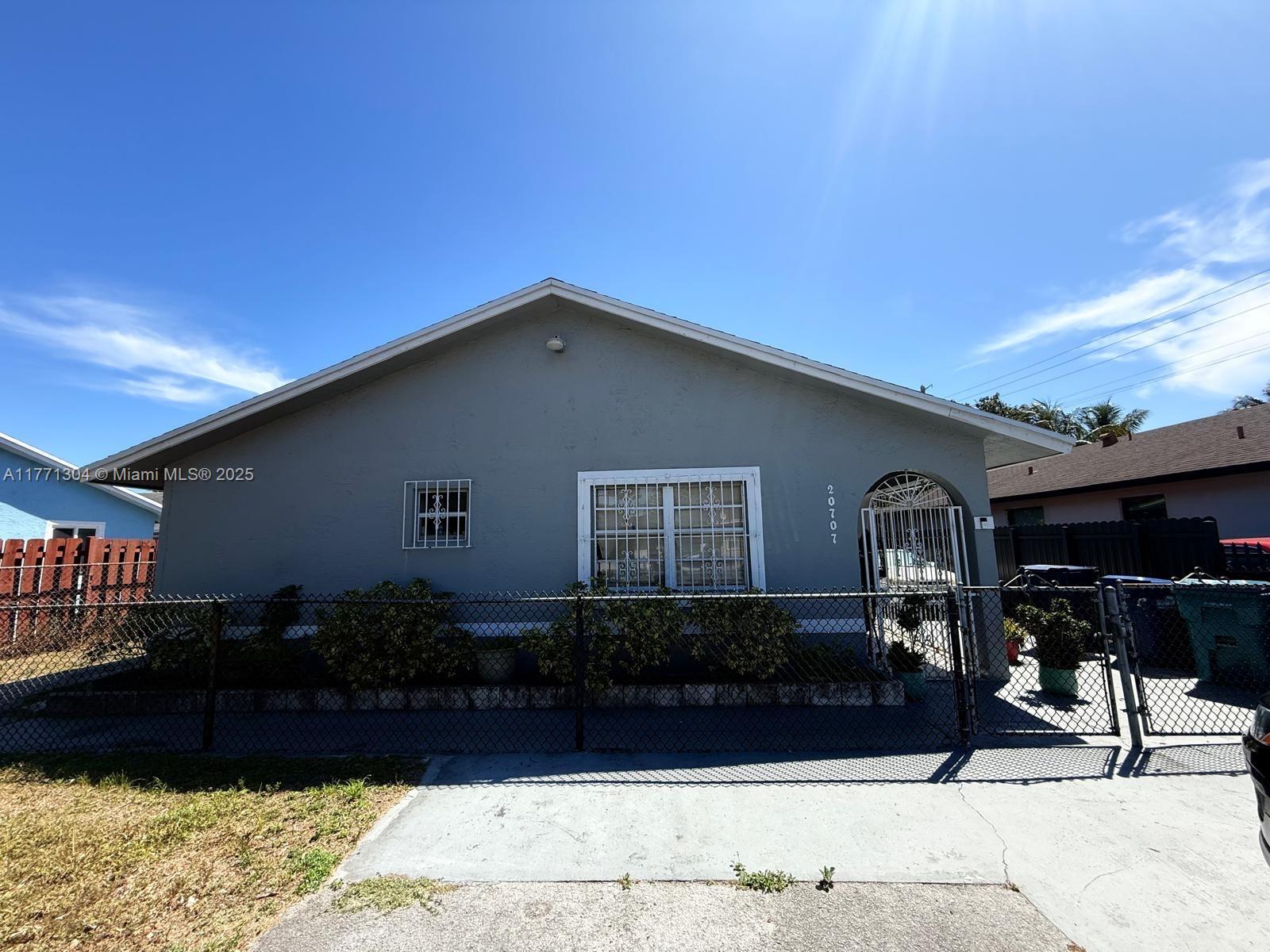 20707 NW 41st Ave Rd