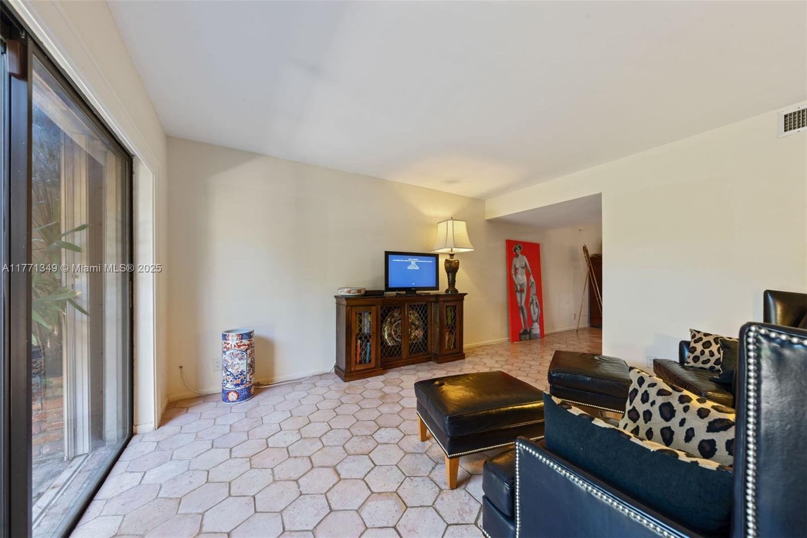 206 ST ANDREWS ROAD # 78 Unit: 18-78