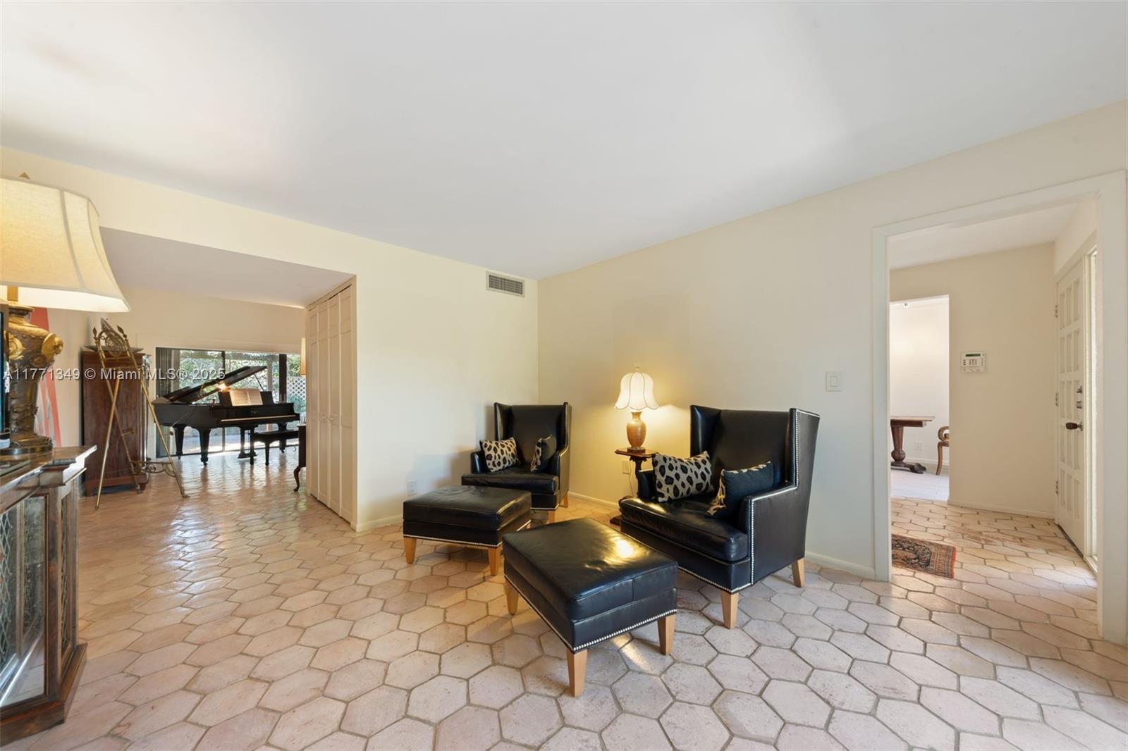 206 ST ANDREWS ROAD # 78 Unit: 18-78