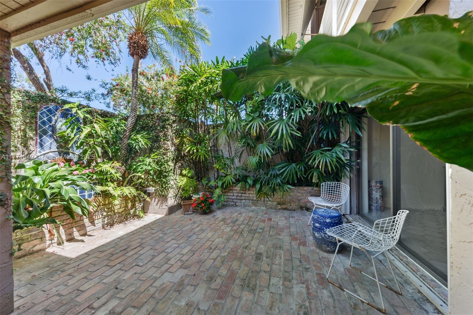 206 ST ANDREWS ROAD # 78 Unit: 18-78