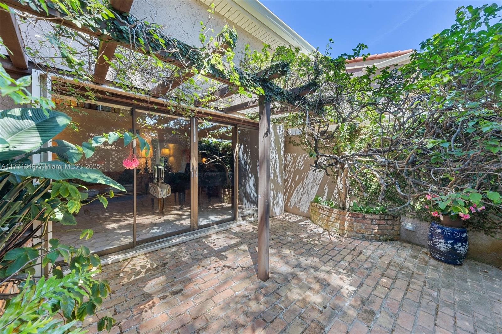 206 ST ANDREWS ROAD # 78 Unit: 18-78