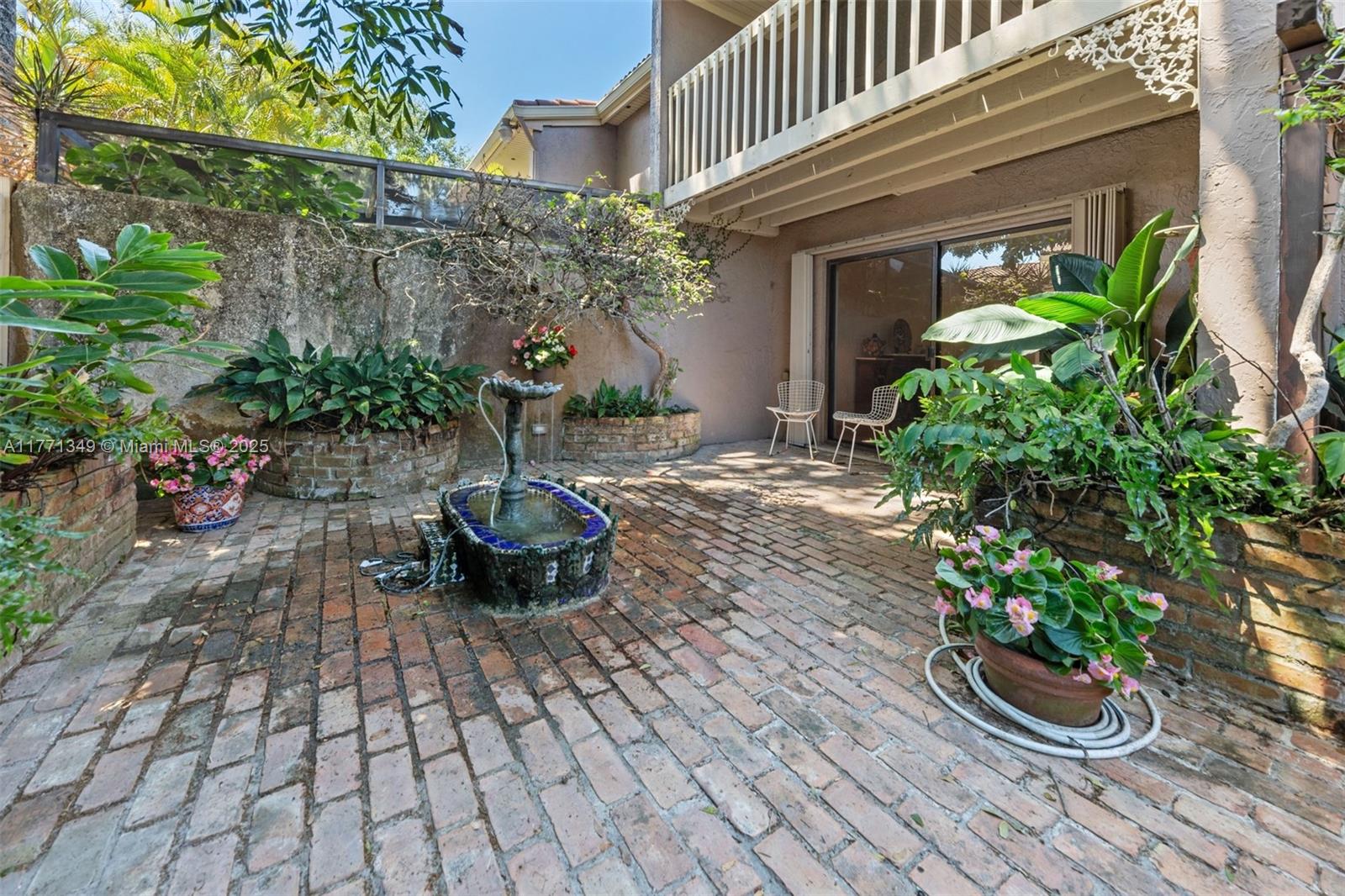 206 ST ANDREWS ROAD # 78 Unit: 18-78