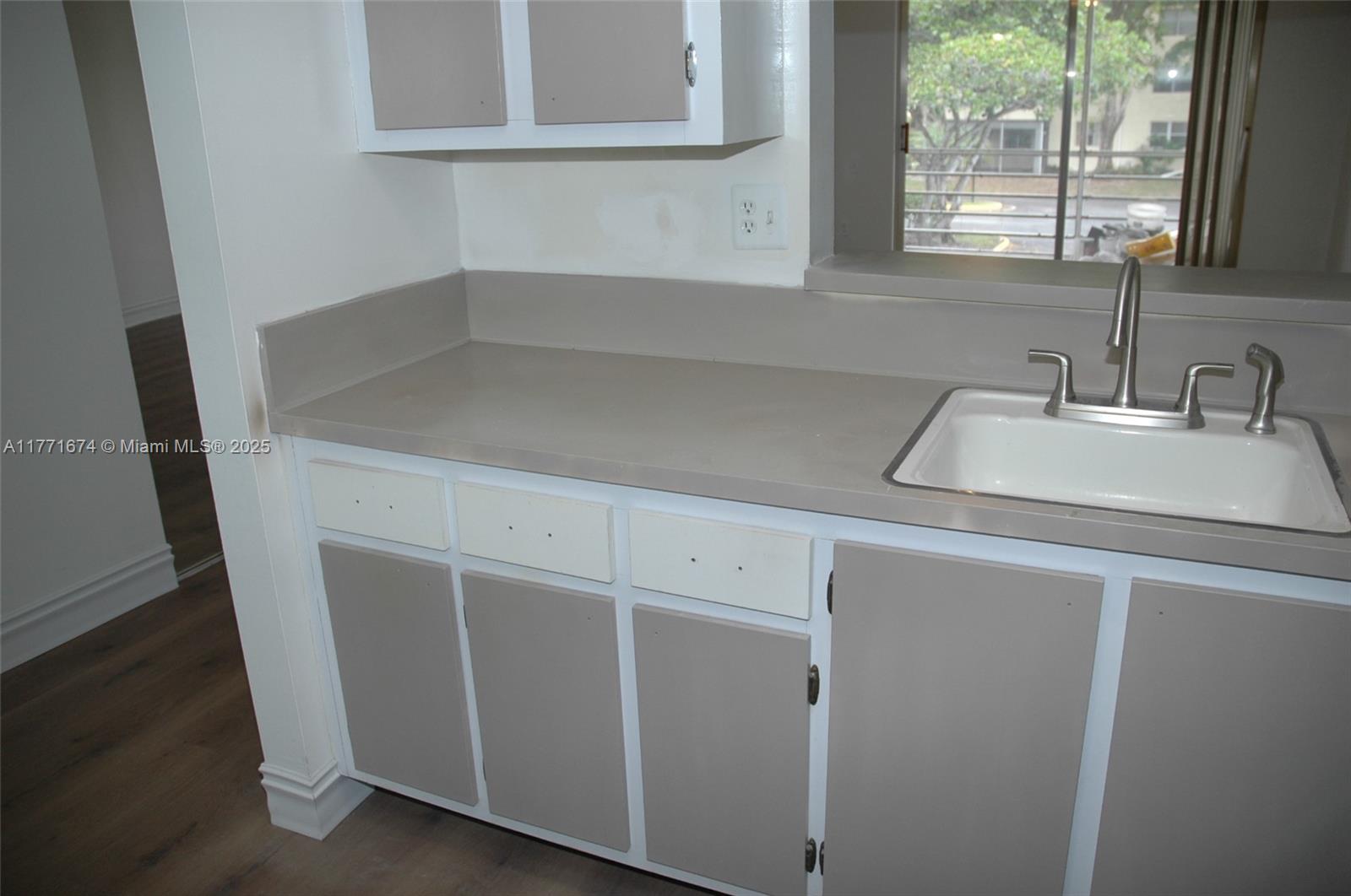 9090 Lime Bay Blvd # 214