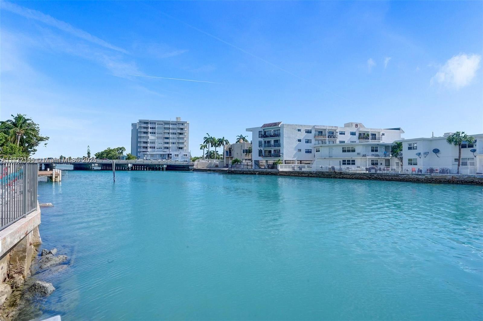 6911 Bay Dr # 3