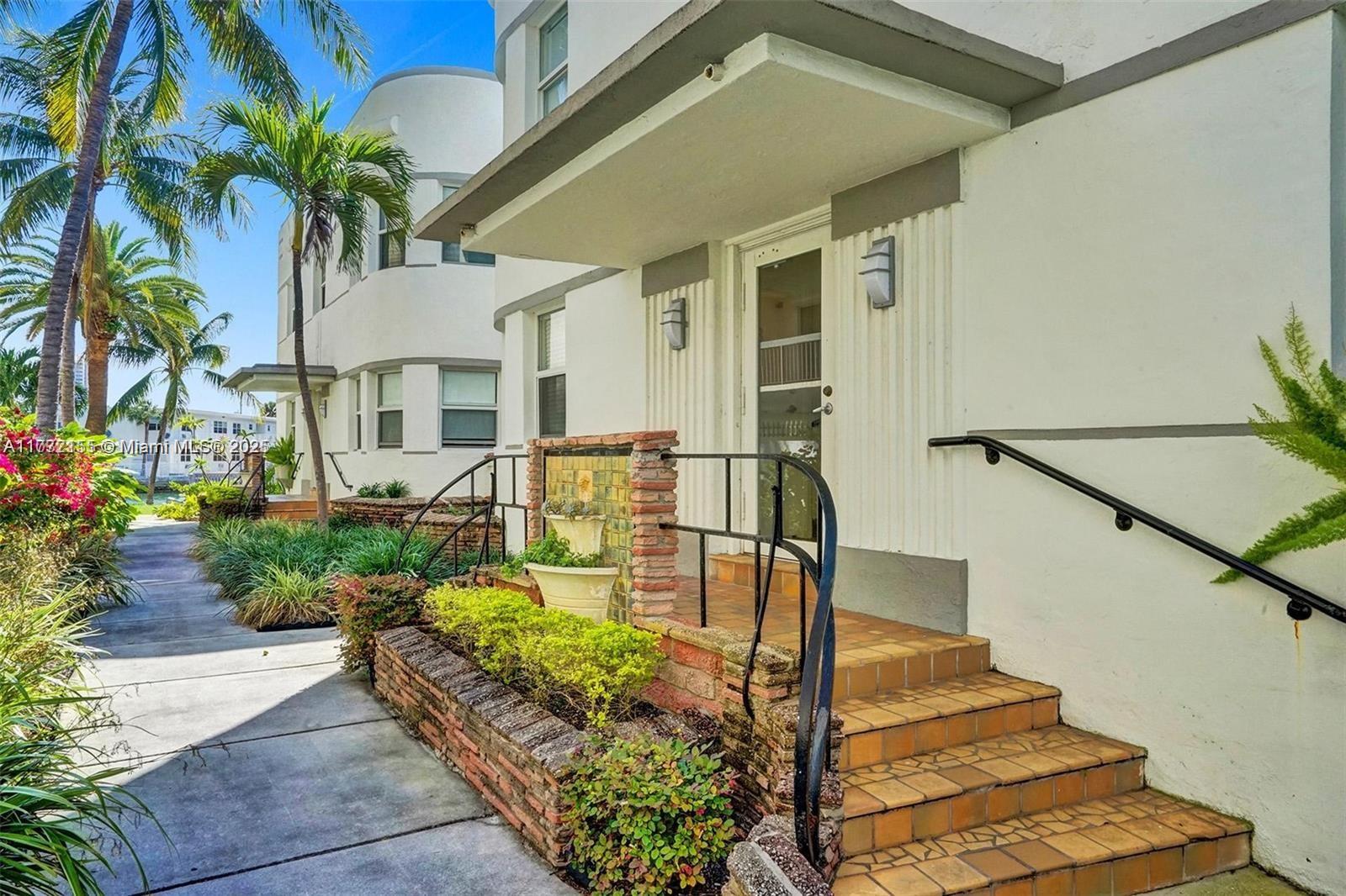 6911 Bay Dr # 3