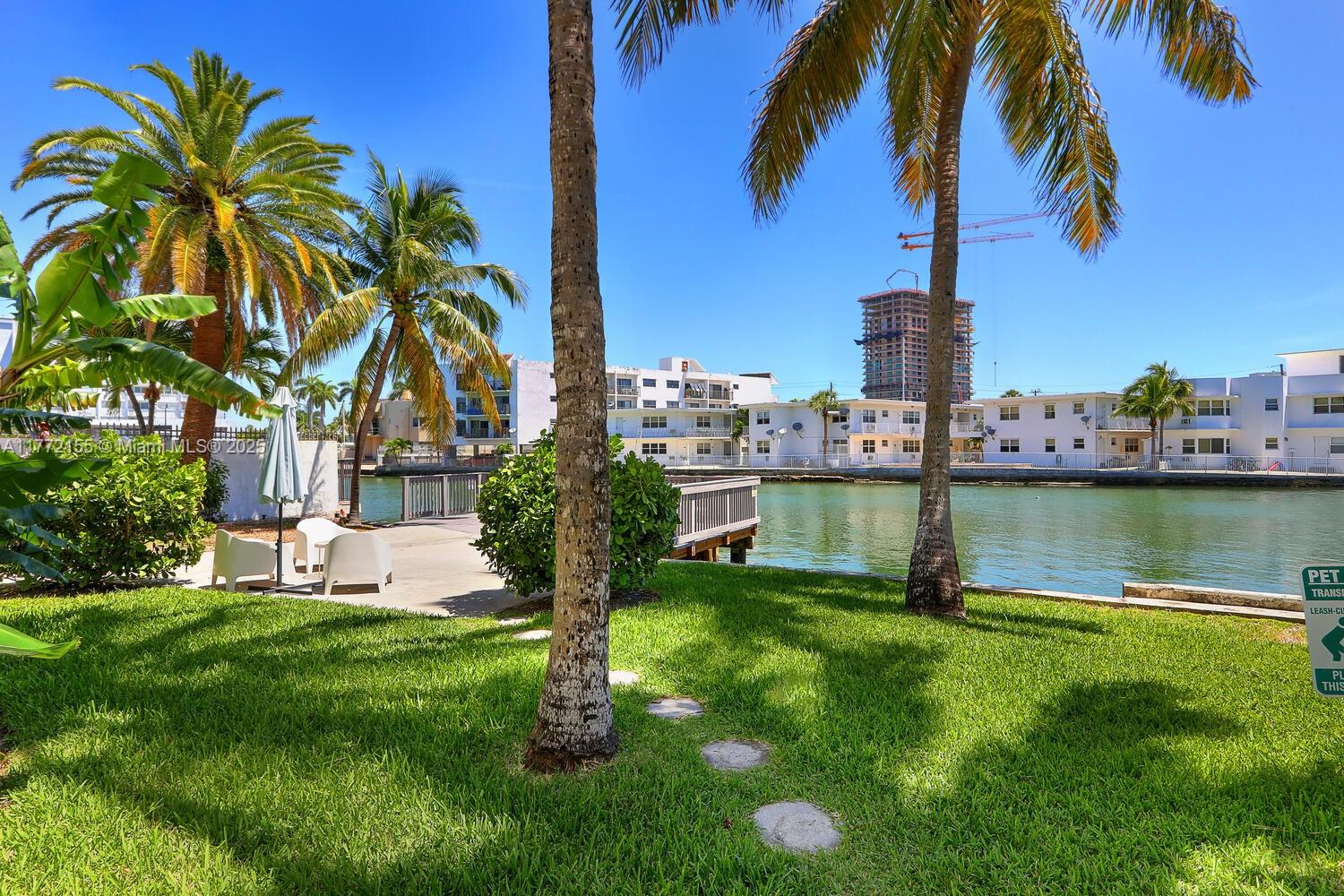6911 Bay Dr # 3