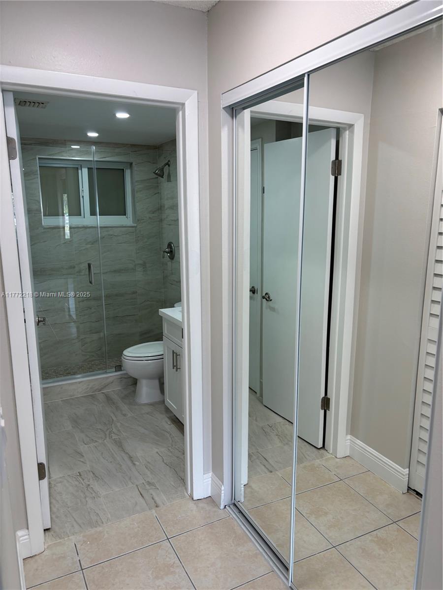 7820 CAMINO REAL # 117 Unit: J-117